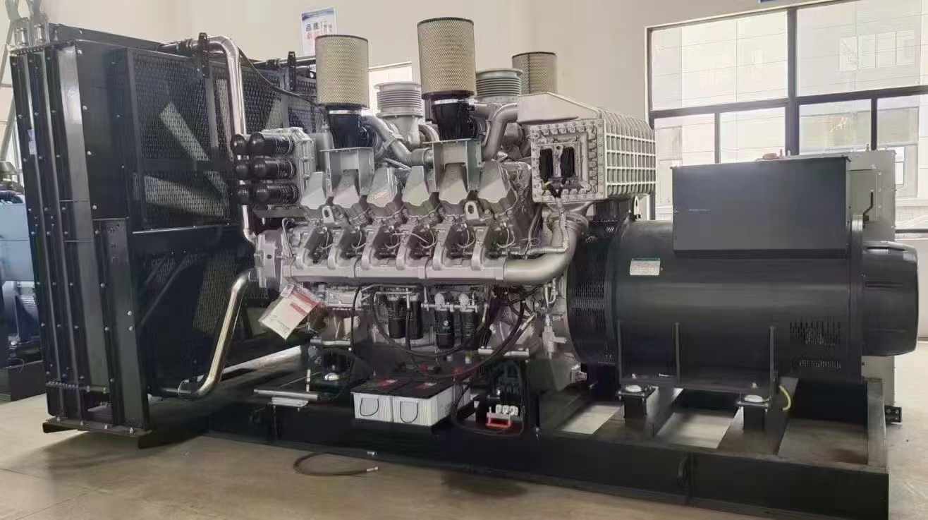 红河800KW柴油发电机组可以带动多少kw的设备？