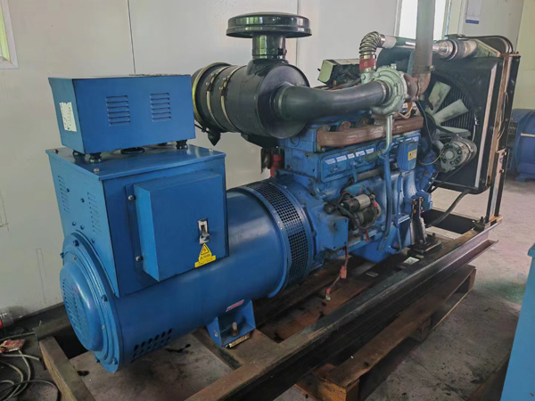 红河100kW柴油发电机组使用多级机油有哪些优缺点？
